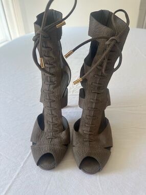 Louis Vuitton Taupe Lace-Up Peep-Toe High Heels